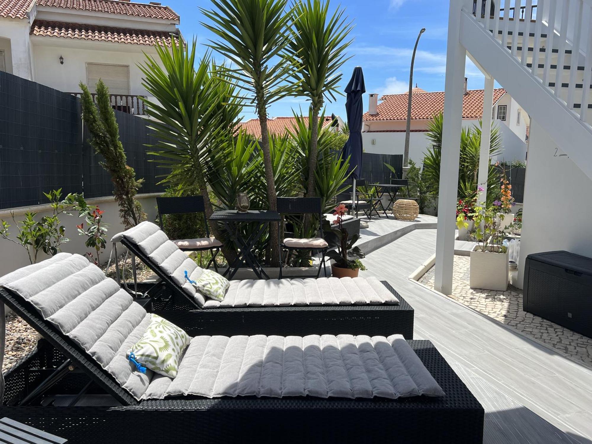 Nazare Oasis Suites Exterior photo