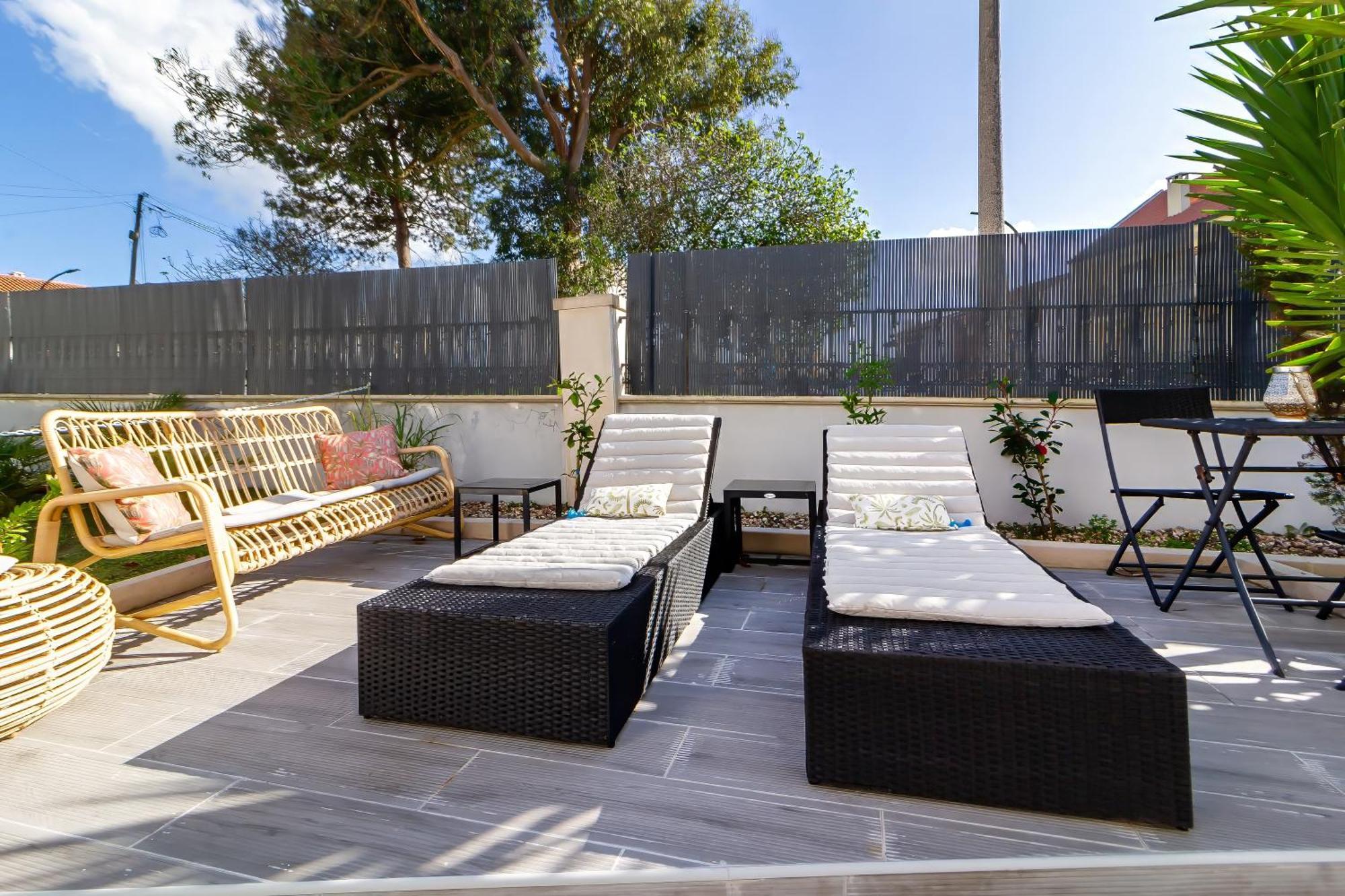 Nazare Oasis Suites Exterior photo
